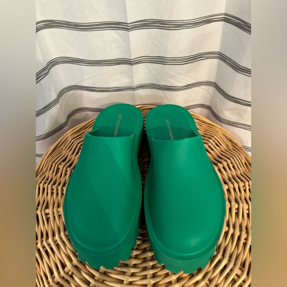 JEFFREY CAMPBELL Bae Green Platform Mules, Like New Size 7